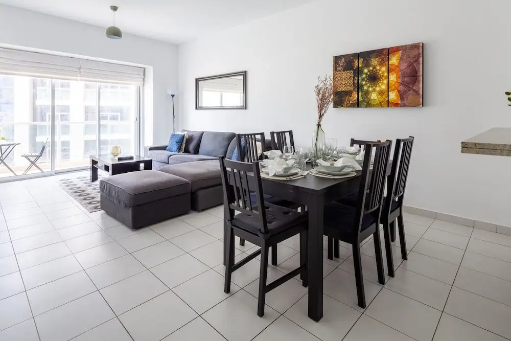 Modern + Bright 2BR With Dubai Marina Views! — фото 1