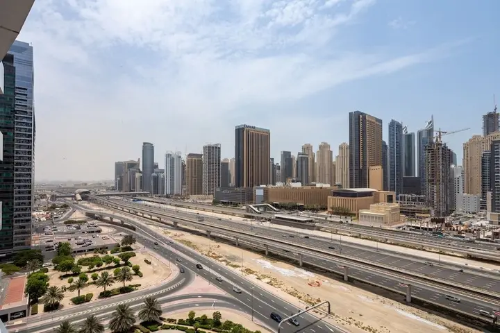 Дубай: Visually Unique 1BR Apartment in JLT - Sleeps 4!