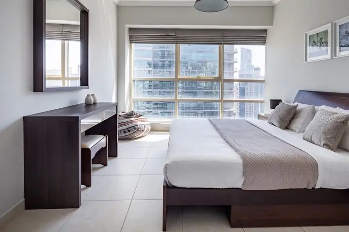 Дубай: Stylish + Bright 1BR With Dubai Marina Views!
