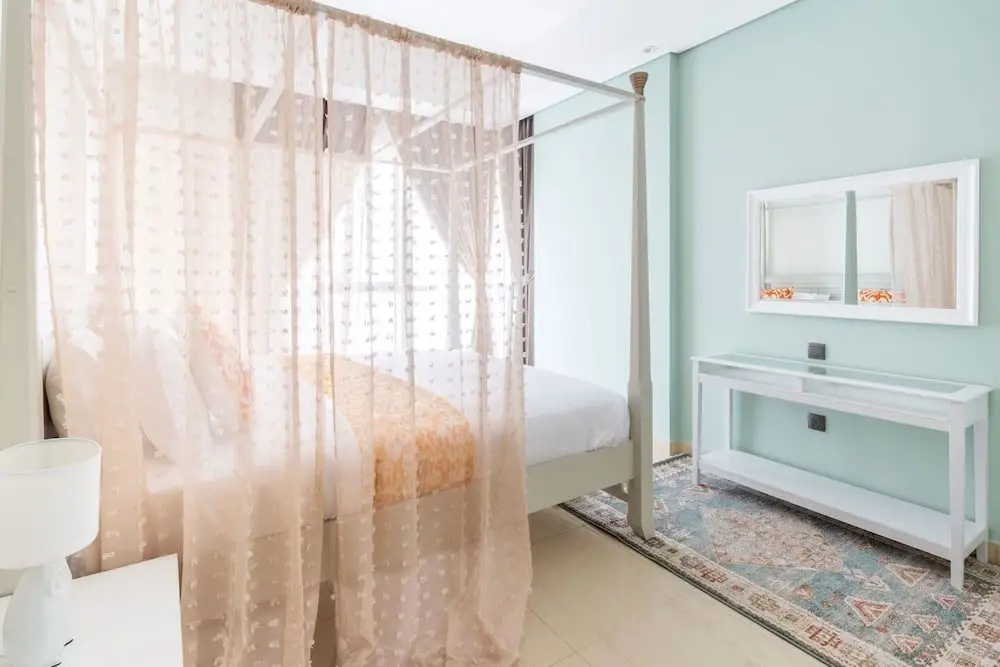 Дубай: Regal & Modern 2BR With Study in Downtown Dubai - Sleeps 5!