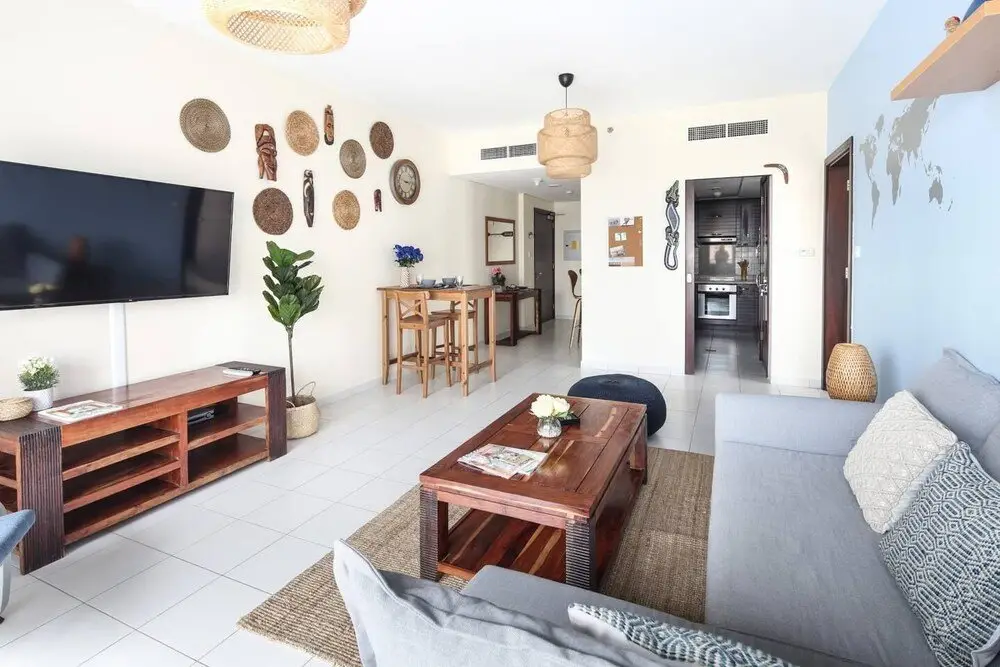 Дубай: Trendy & Modern 1BR in Marina - Sleeps 4!