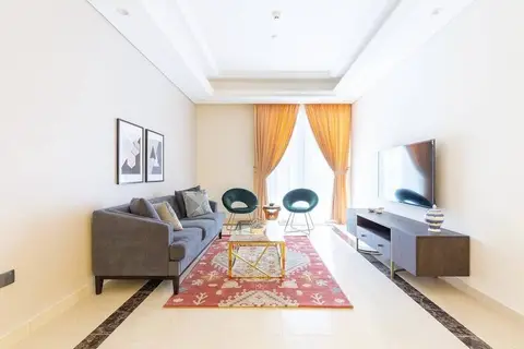 Bright & Spacious 3BR With Study in Downtown - Sleeps 7! — фото 1