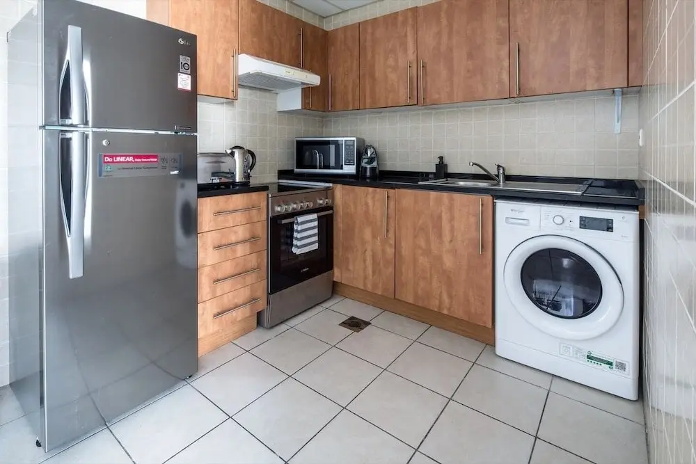 Дубай: Elegantly Modern 1BR With Lovely Marina Views!