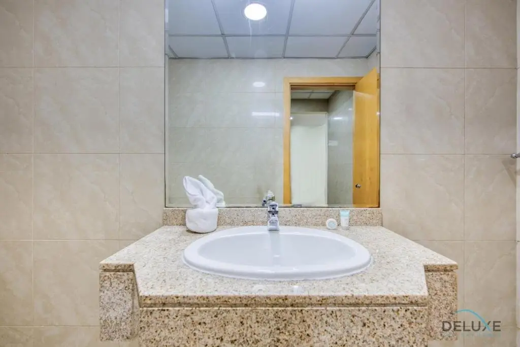 Дубай: Elegant and Modern 1BR in Dubai Marina!