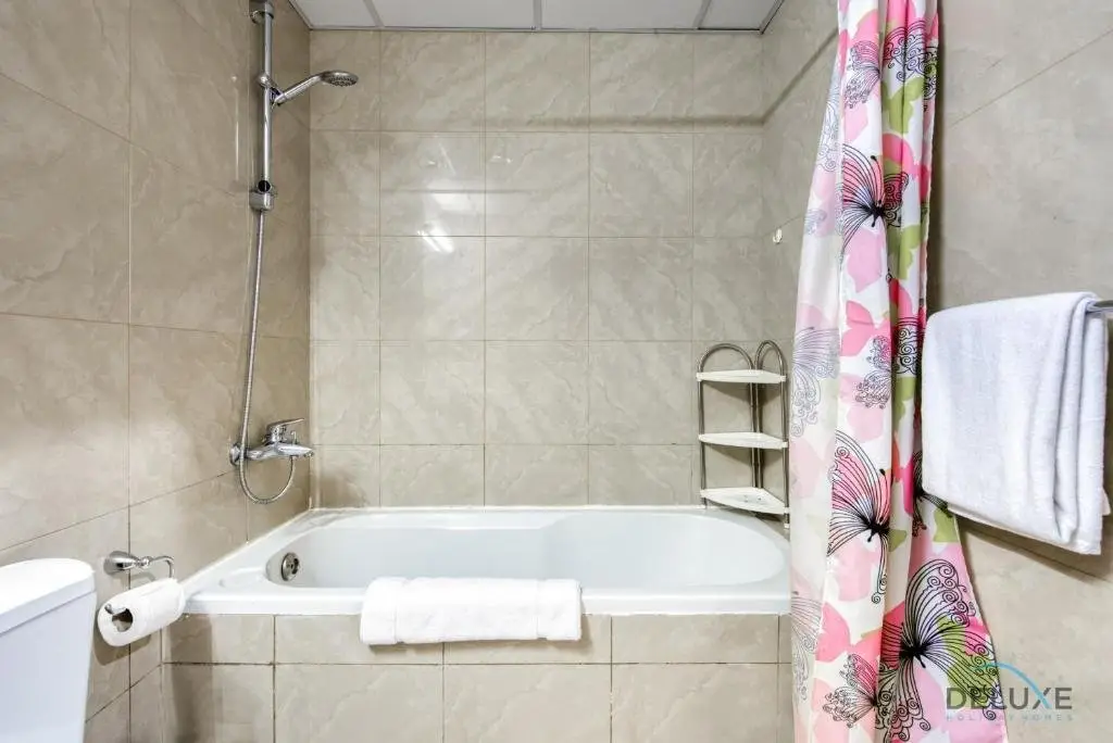 Elegant and Modern 1BR in Dubai Marina! — фото 1