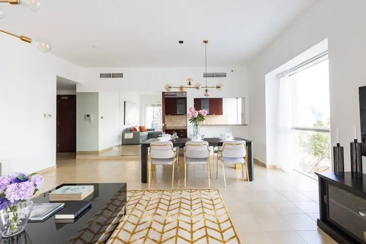 Дубай: Visually Stunning 2BR in Dubai Marina - Sleeps 5!