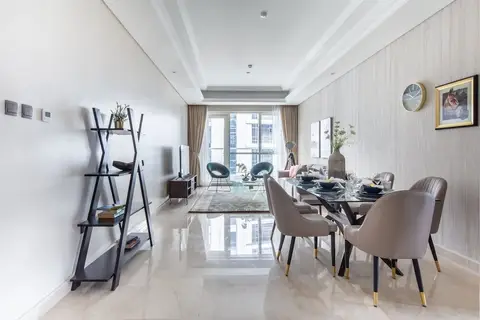 Rich & Vibrant 2BR With Study in Downtown Dubai — фото 1