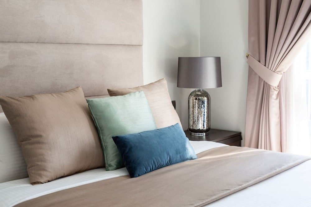 Дубай: Superb & Incomparable 2BR With Study in the Heart of Downtown Dubai!