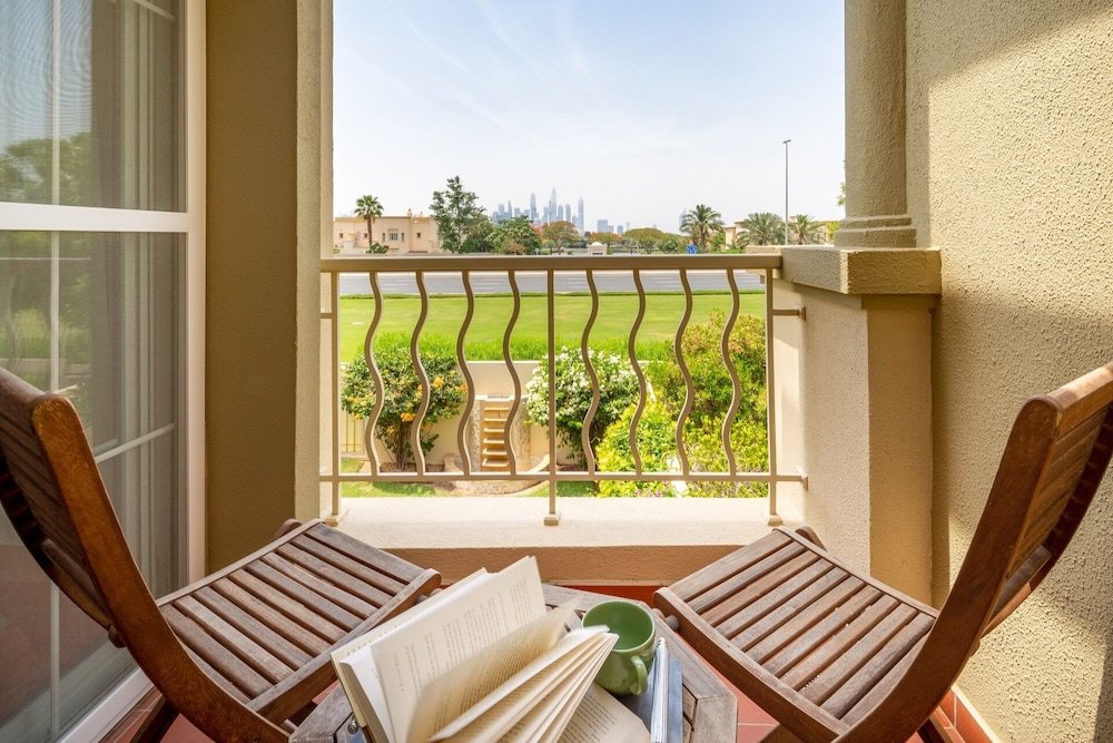 Radiant & Lush 2BR Villa In The Springs 11 - Sleeps 6! — фото 1