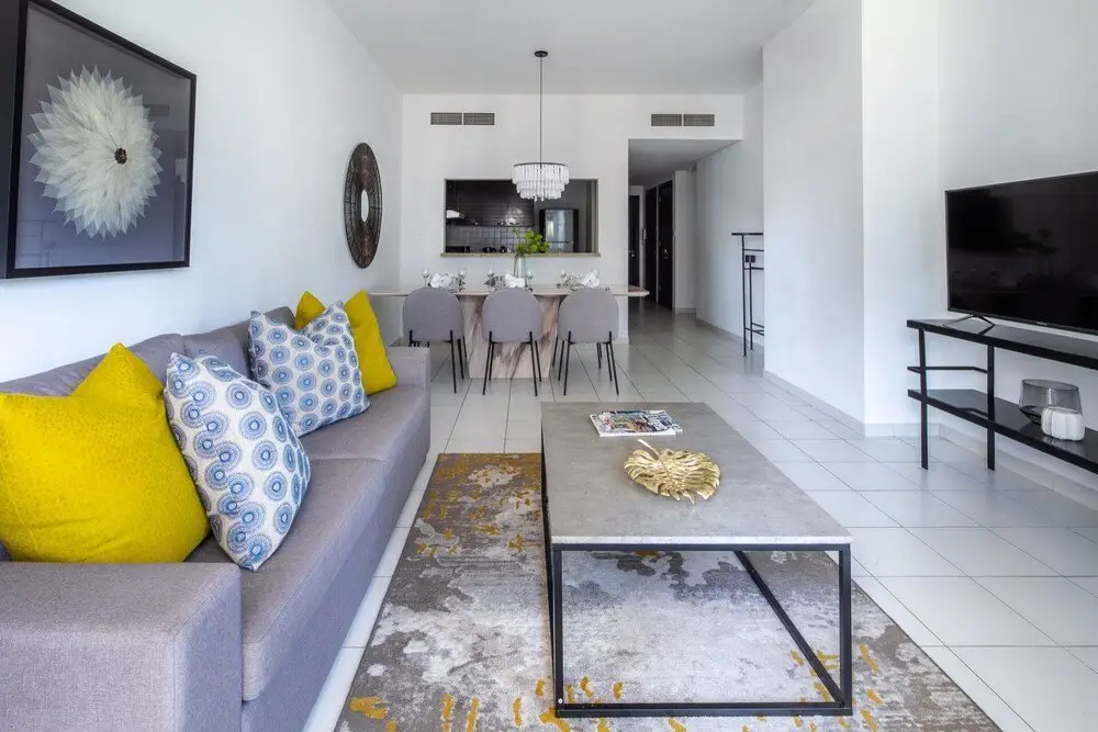 Дубай: Chic and Stunning 2BR With Dubai Marina Views!
