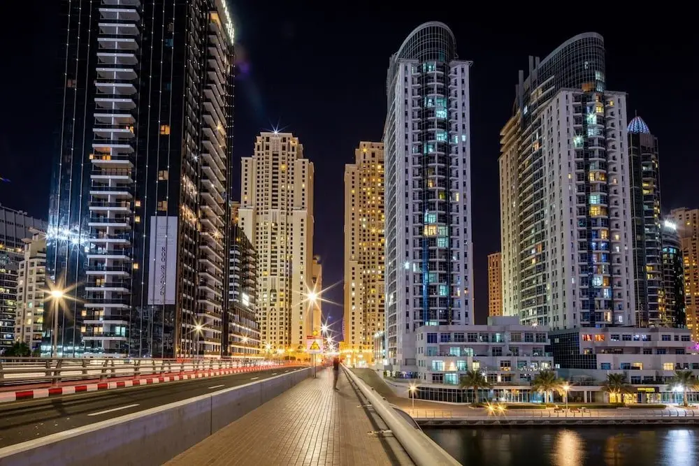 Дубай: Sophisticated 2BR in Dubai Marina - Your Dream Destination!
