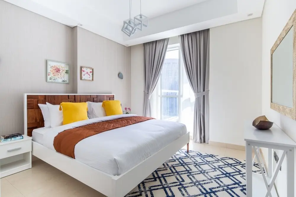 Дубай: Pristine 2BR Apartment in Downtown Dubai - Sleeps 5!