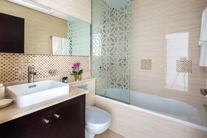 Дубай: Mesmerizing 1BR Apartment in Grand Downtown Dubai