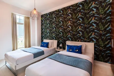 Elegant 3BR in Dubai Marina With Scenic Views! — фото 1