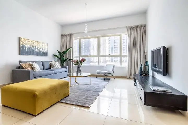 Дубай: Timelessly Modern 3BR w/ Fascinating Marina Views!