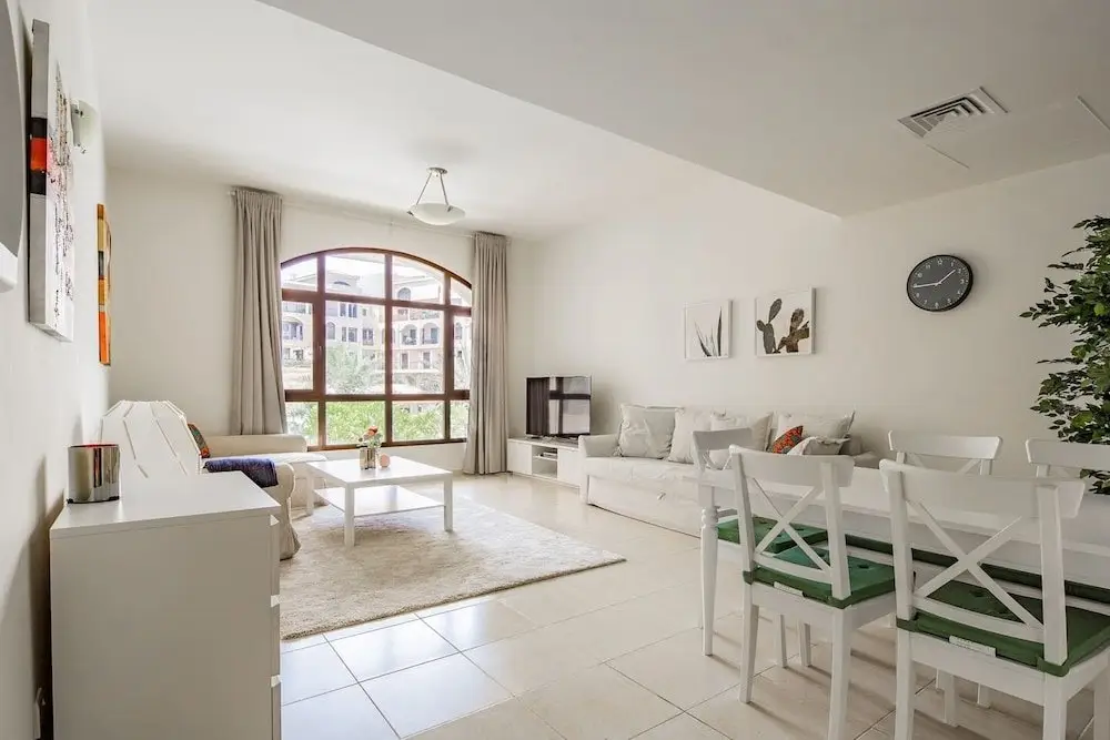 Дубай: Spacious 1BR in Heart of JVC