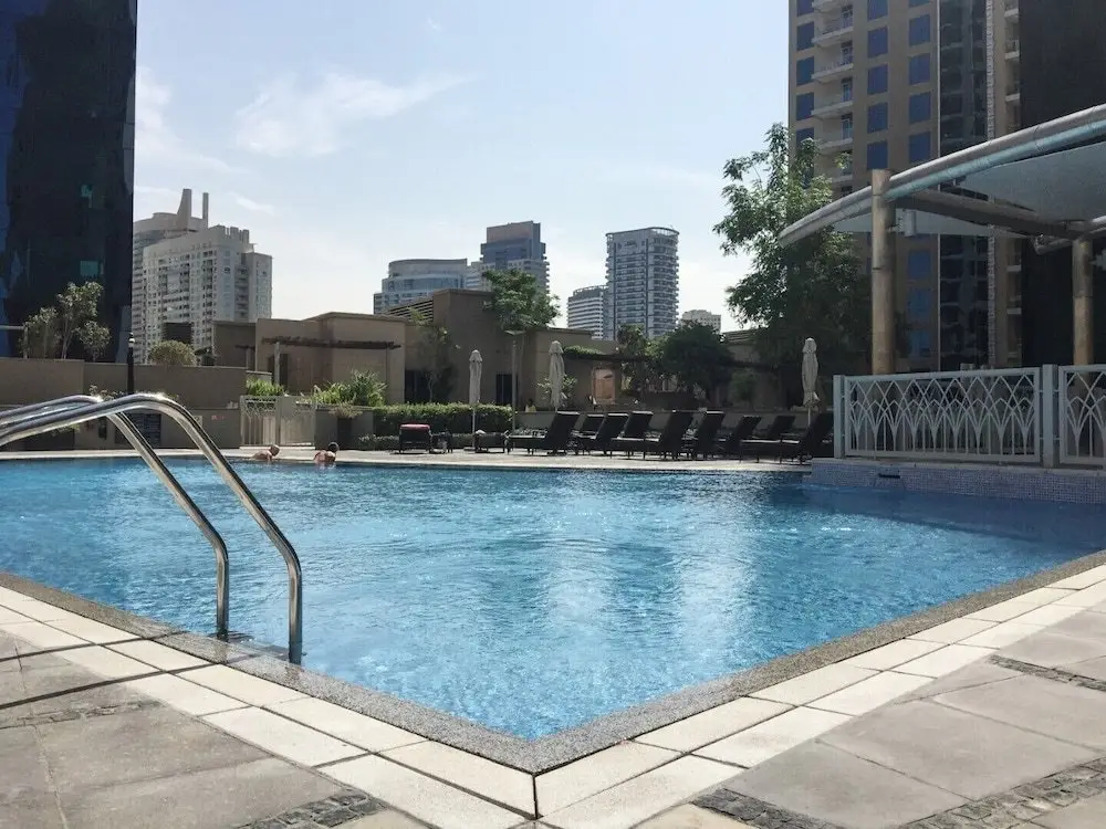 Дубай: Cozy and Stylish 1BR Apartment in Dubai Marina