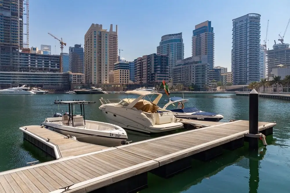 Дубай: Cozy and Stylish 1BR Apartment in Dubai Marina