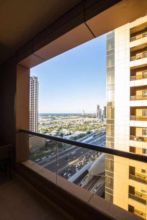 Дубай: Mercure Suites Dubai Barsha Heights