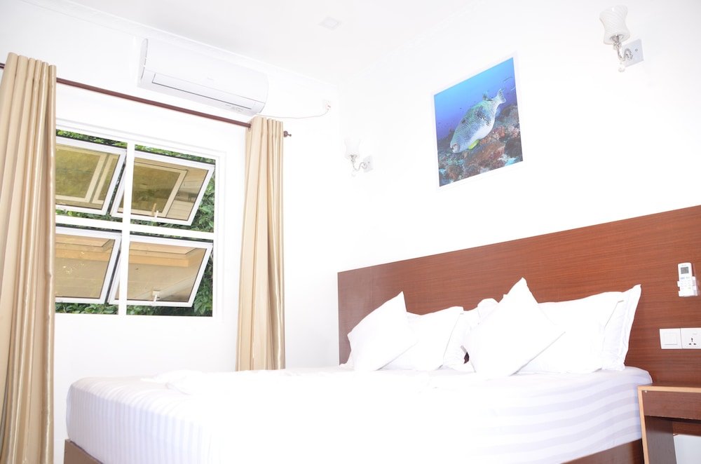 Атолл Алиф-Дхаалу: Cornerstay at Dhangethi