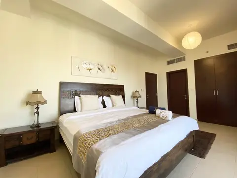 Close to JBR Beach Spacious 2BR Marina views Apartments — фото 1