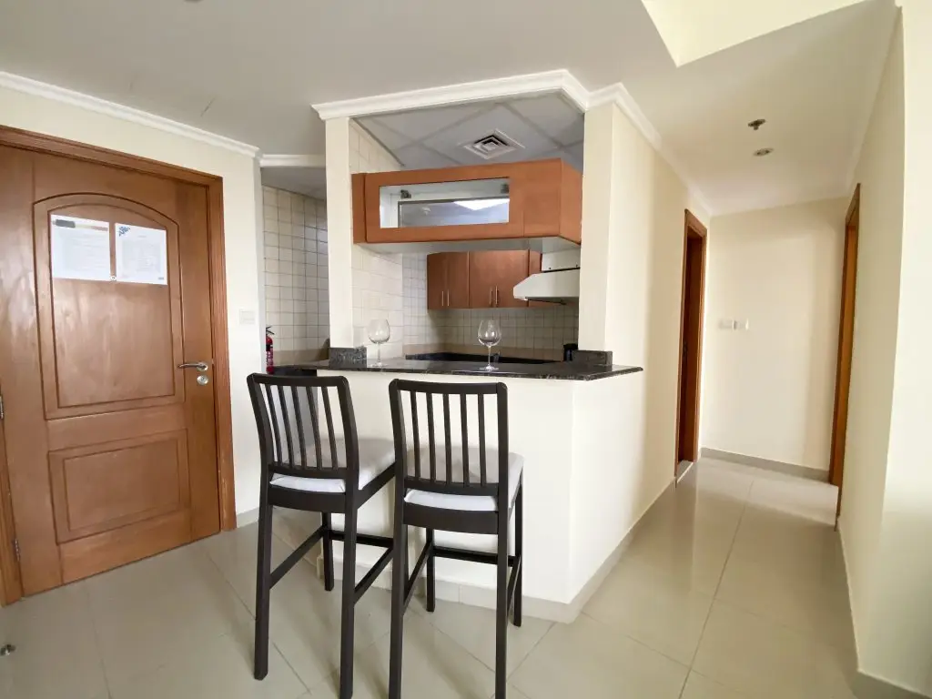 Дубай: Cosy 1-Bedroom in Dubai Marina Apartments
