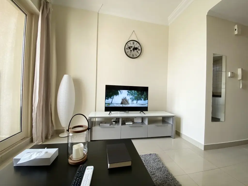 Дубай: Cosy 1-Bedroom in Dubai Marina Apartments