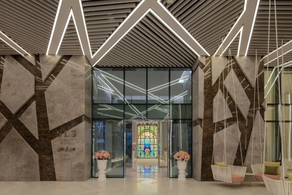 Дубай: SLS Dubai Hotel & Residences