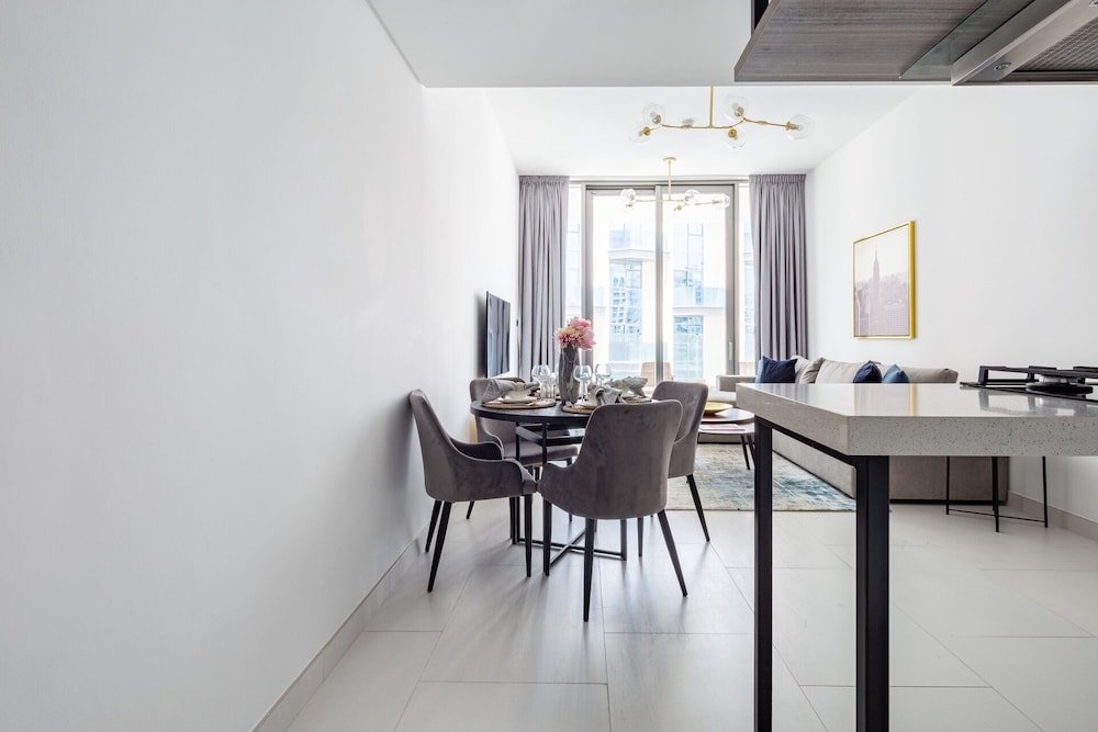 Дубай: Astounding 1BR Apartment Situated In Palm Jumeirah