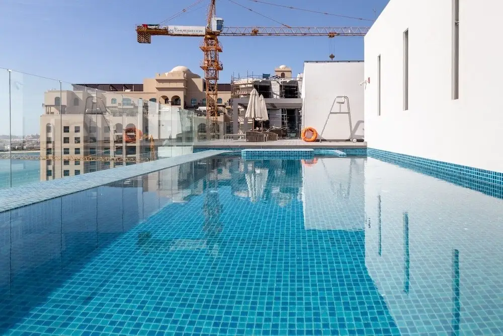 Дубай: Posh & Spotless 1BR Apartment on Palm Jumeirah