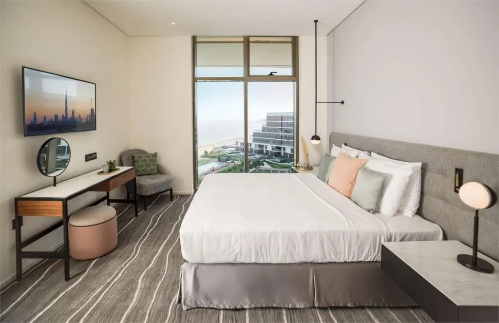 Дубай: Th8 Palm Dubai, Vignette Collection by IHG