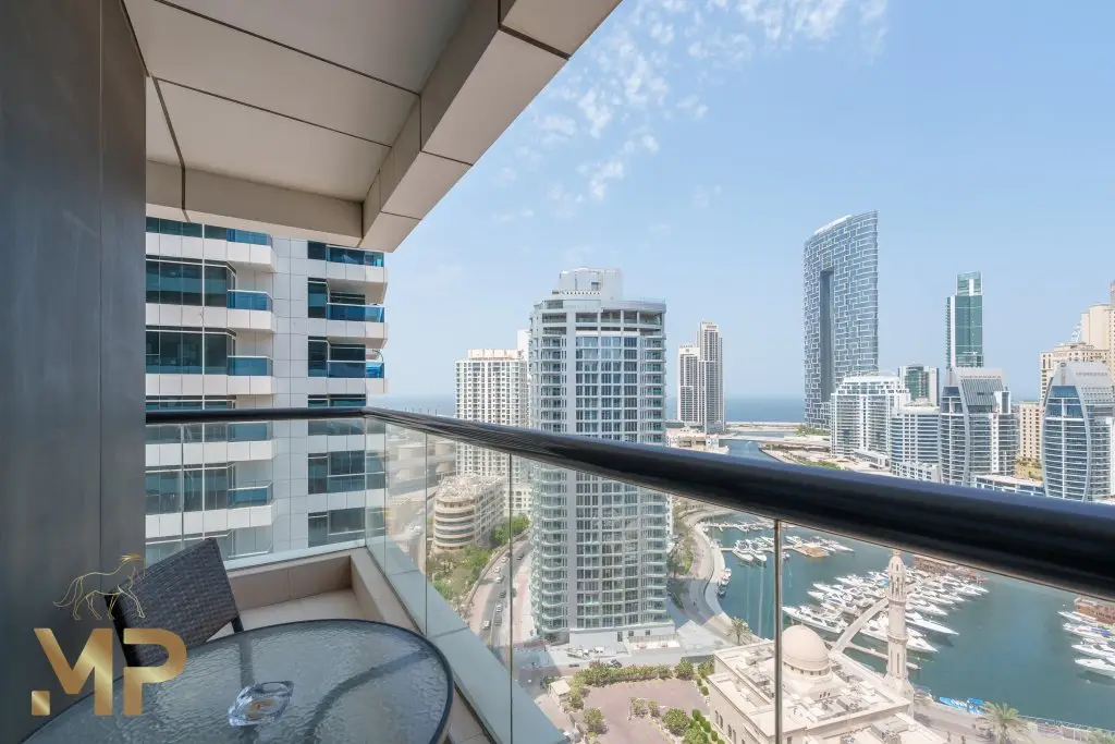 Дубай: Апартаменты 1 Bedroom with Panoramic Marina views