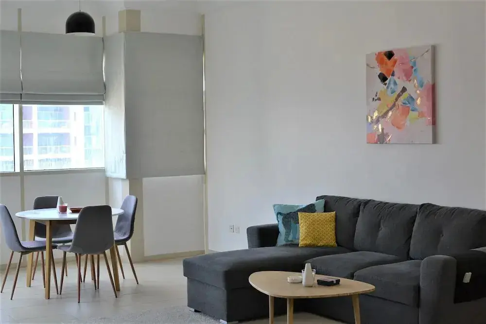 Дубай: SuperHost - Beautiful City Views From This Apt Close to Lake