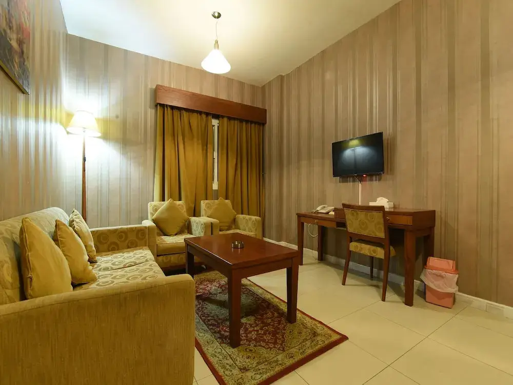 Эль-Фуджайра: OYO 274 California Suites