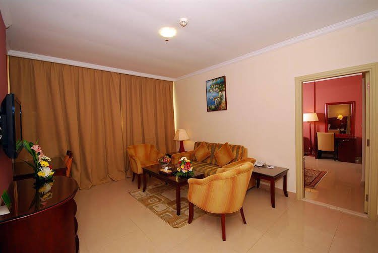 Абу-Даби: Euro Hotel Apartments