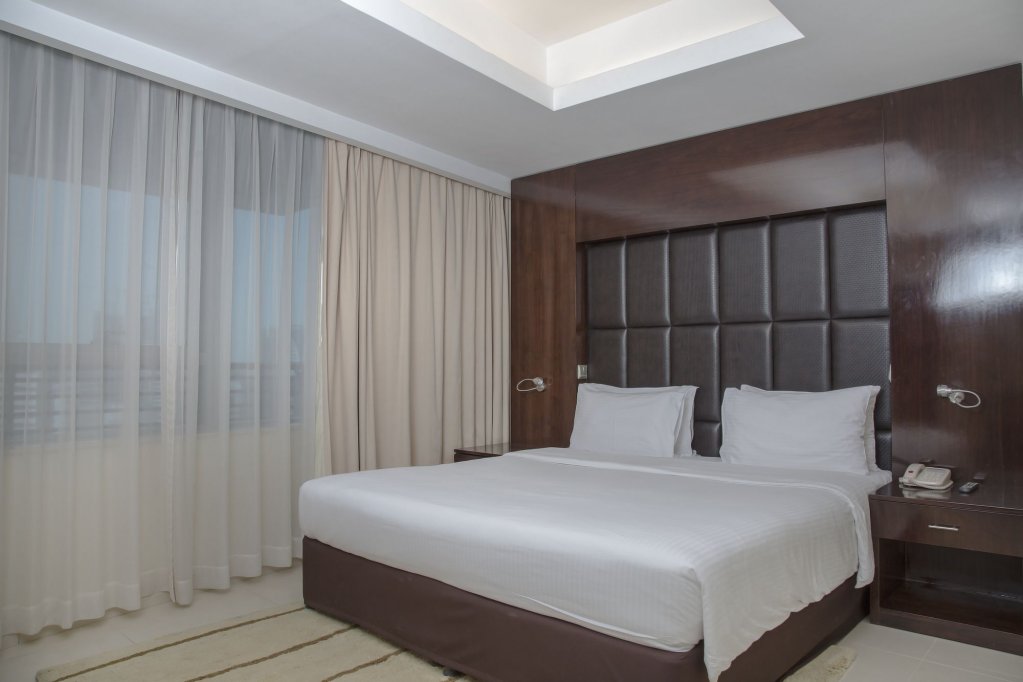 Дубай: Staybridge Suites Dubai Internet City, an IHG Hotel