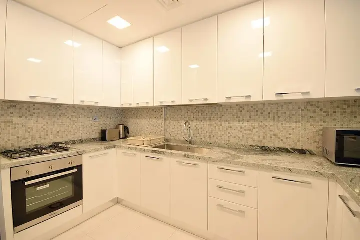 Дубай: Key Host - Regent Court 14