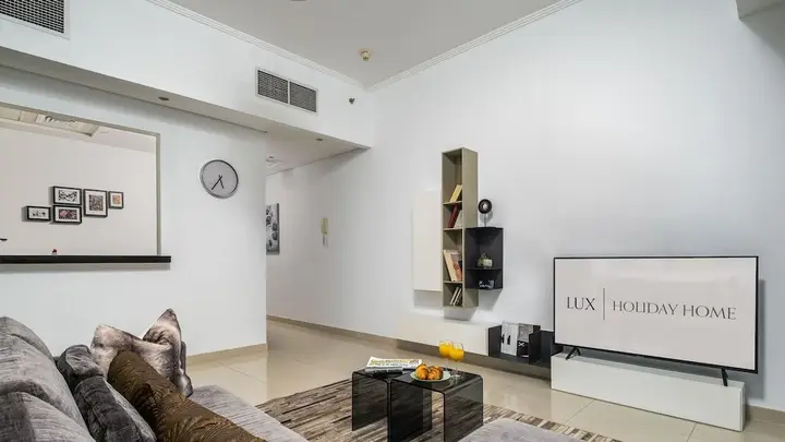 Дубай: LUX Holiday Home - Silverene Towers 3