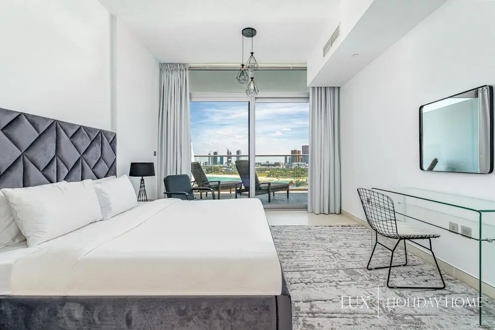 Дубай: LUX Holiday Home - Azure Residence 2