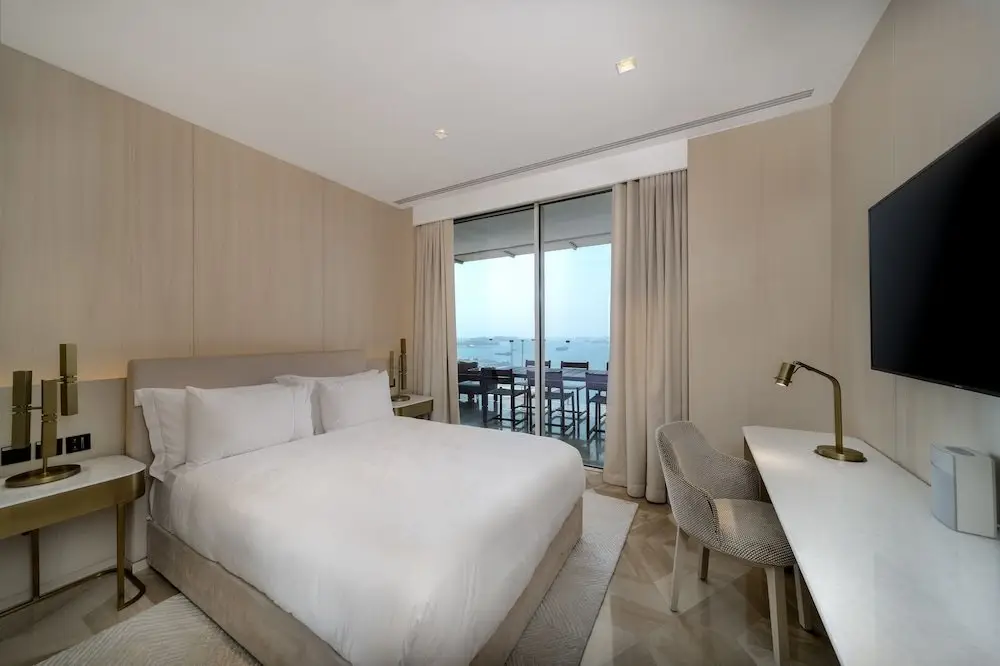 Дубай: Platinium Holiday Home at Five Residences Palm Jumeirah Dubai