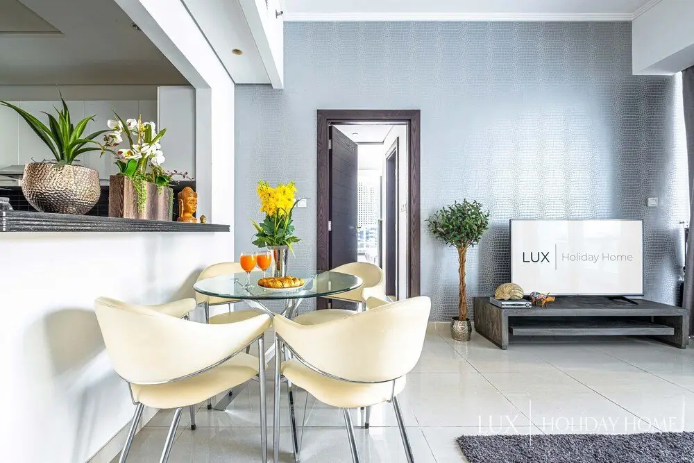 LUX Holiday Home - Silverene Towers 1 — фото 1