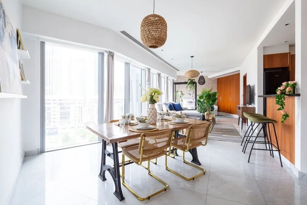 Дубай: Serene Studio Apartment in Central Park Towers