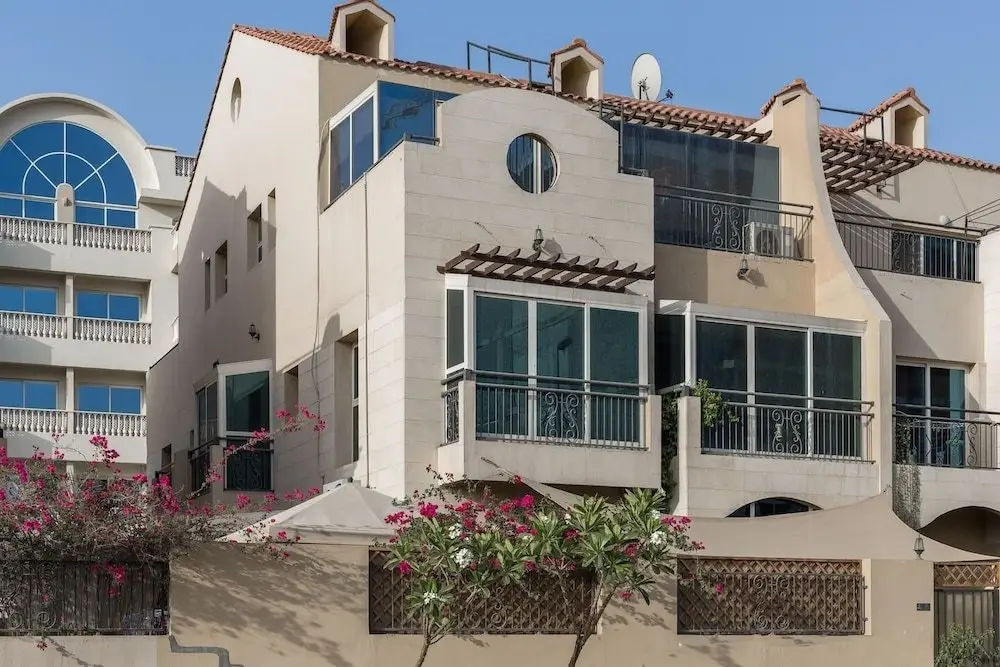 Дубай: Spacious + Beautiful Private Villa in JVC