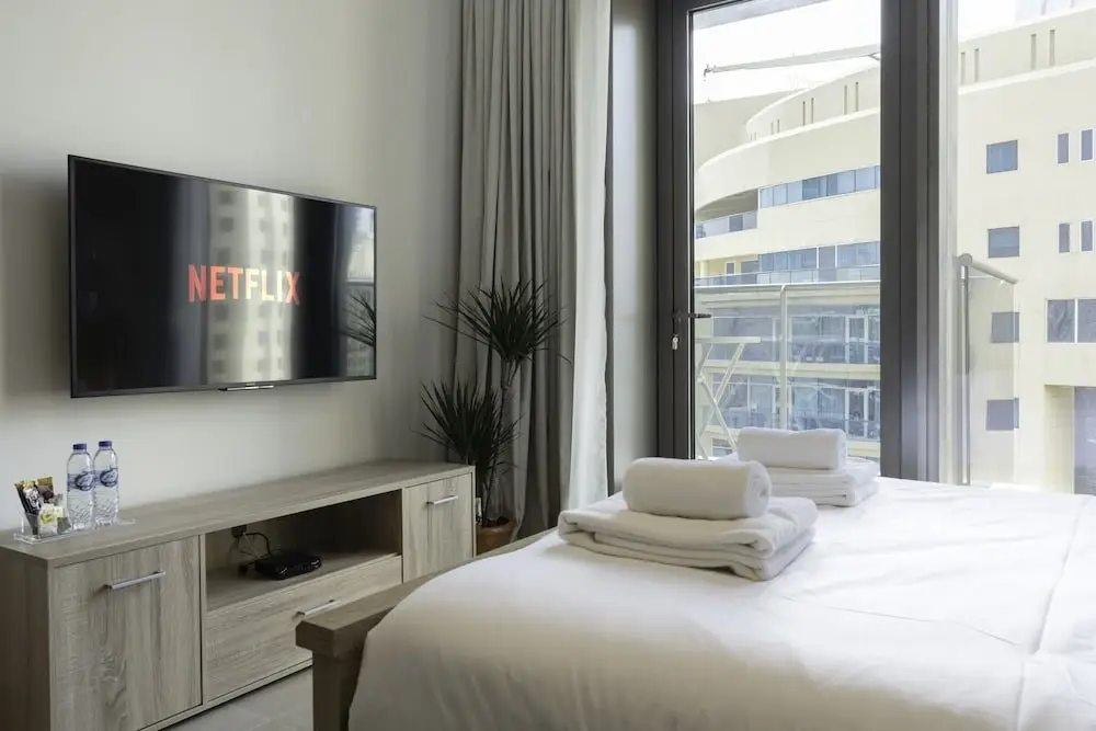 Дубай: Studio in Sparkle Tower With the Best View