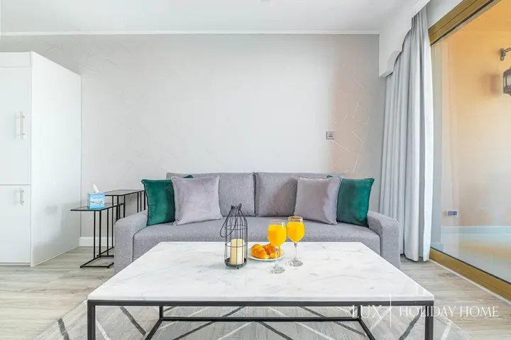 Дубай: LUX Holiday Home - IBN Residence 2