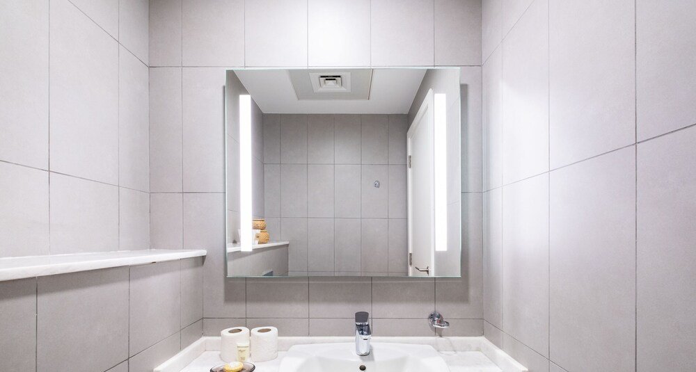 Дубай: LUX Holiday Home - Royal Bay 1