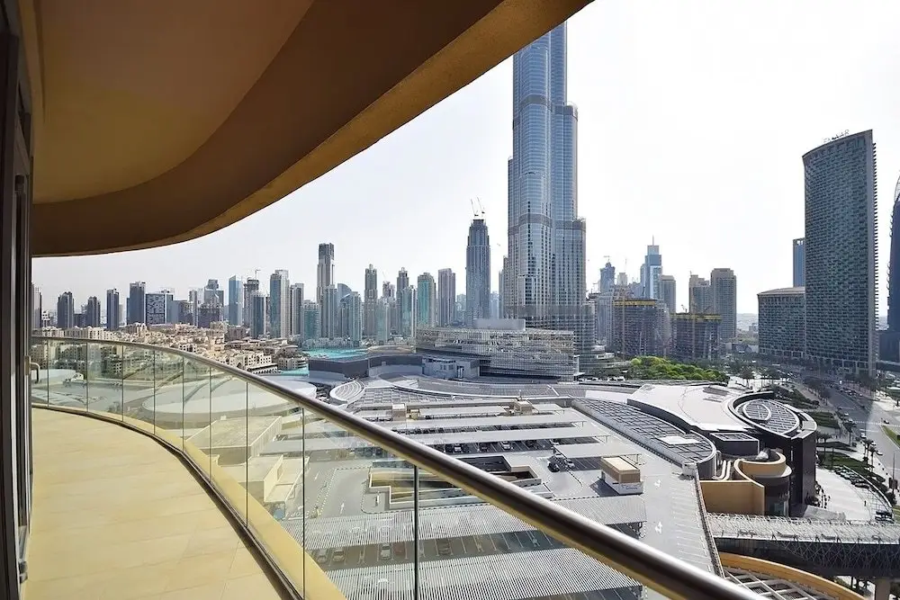 Дубай: Key Host - Downtown Dubai Mall