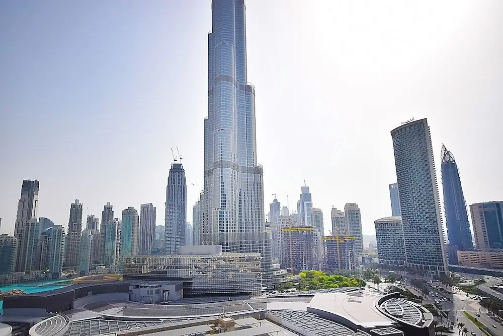 Дубай: Key Host - Downtown Dubai Mall