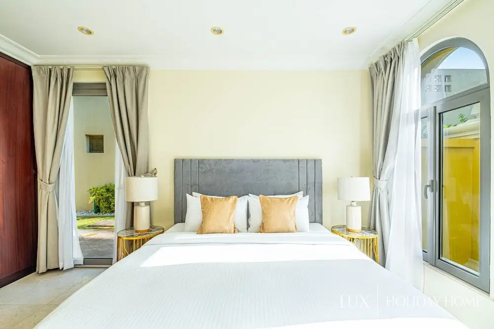 Дубай: LUX Holiday Home - Frond E 1