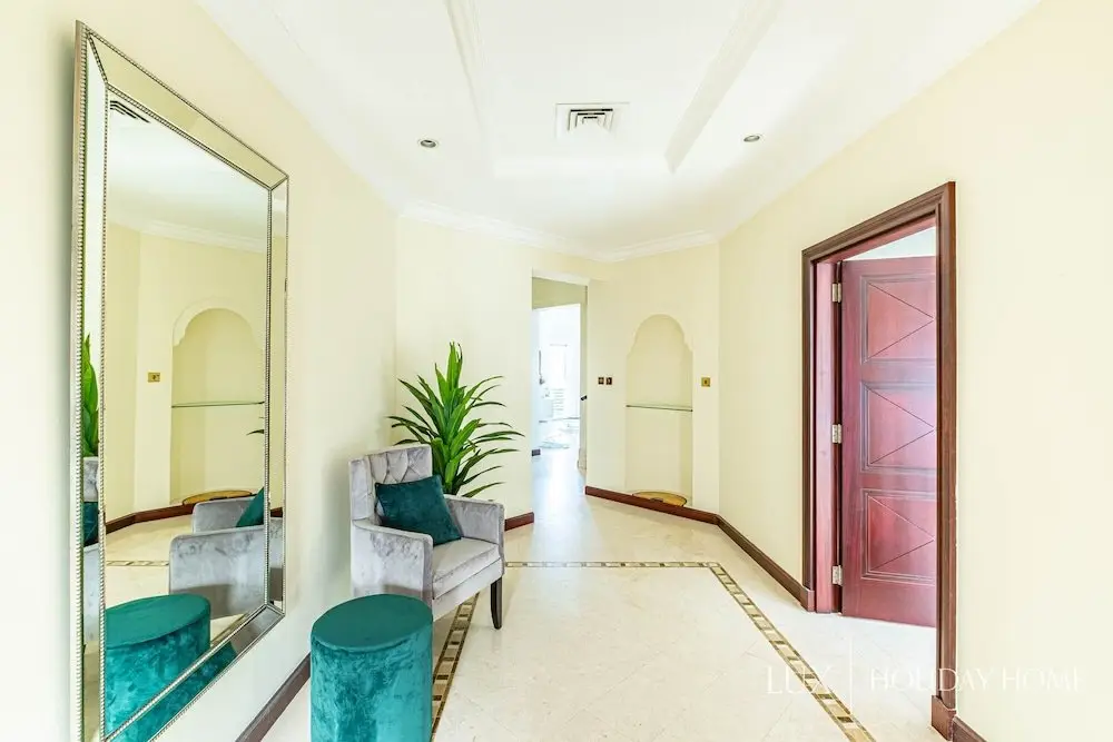 Дубай: LUX Holiday Home - Frond E 1